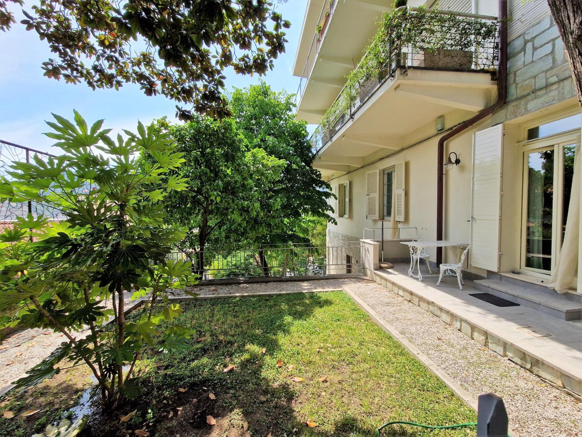 Charme & Garden Villa Специя Екстериор снимка